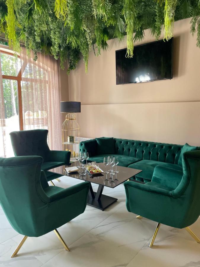 Complex Nero Aparthotel Pamporovo Bagian luar foto