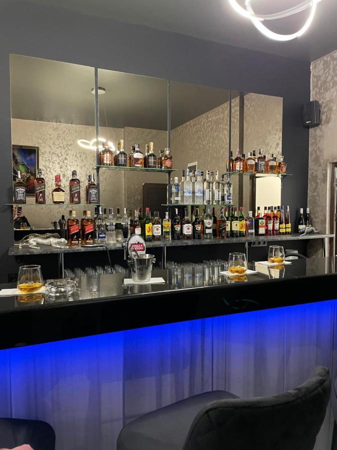 Complex Nero Aparthotel Pamporovo Bagian luar foto
