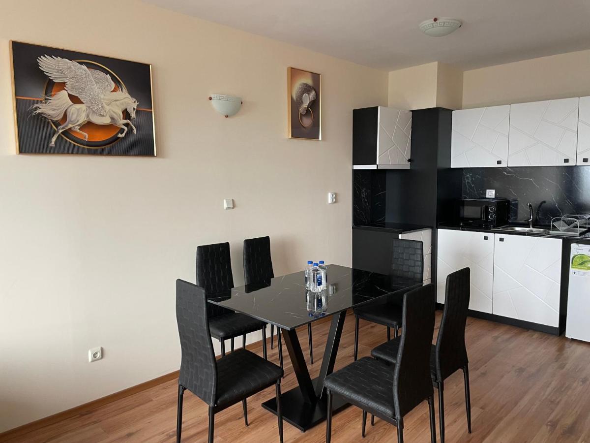 Complex Nero Aparthotel Pamporovo Bagian luar foto