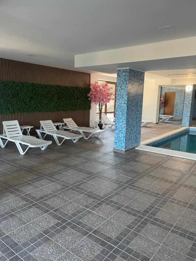 Complex Nero Aparthotel Pamporovo Bagian luar foto