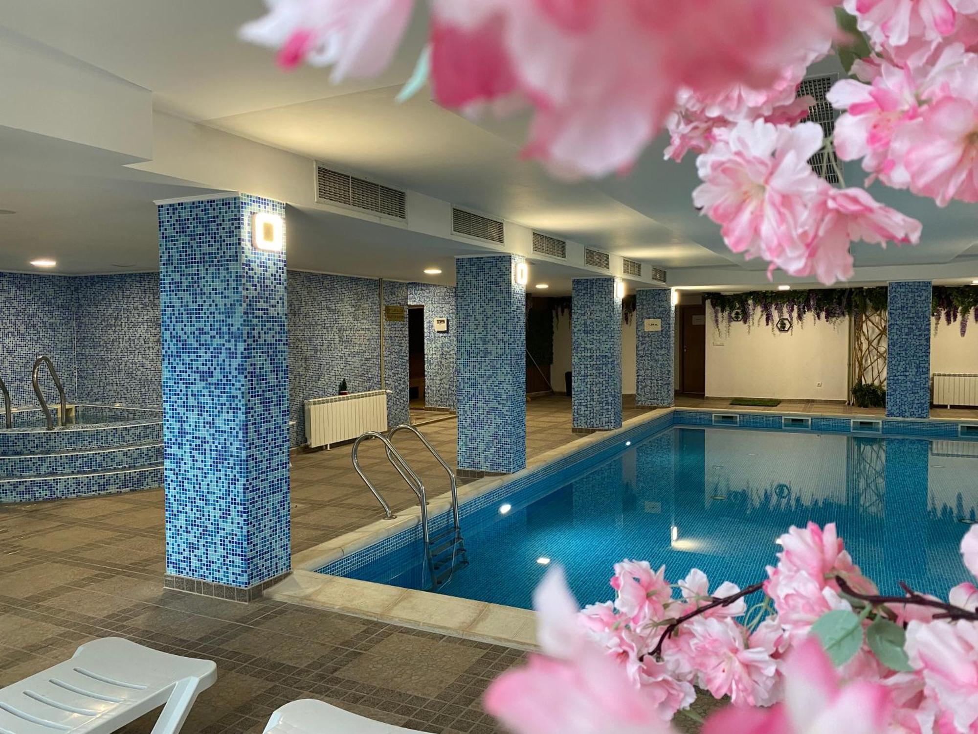 Complex Nero Aparthotel Pamporovo Bagian luar foto
